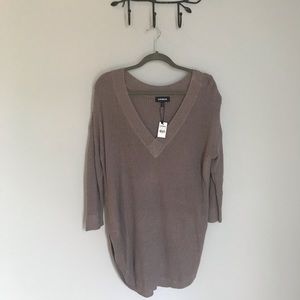 Express long sweater size L – slit in sides